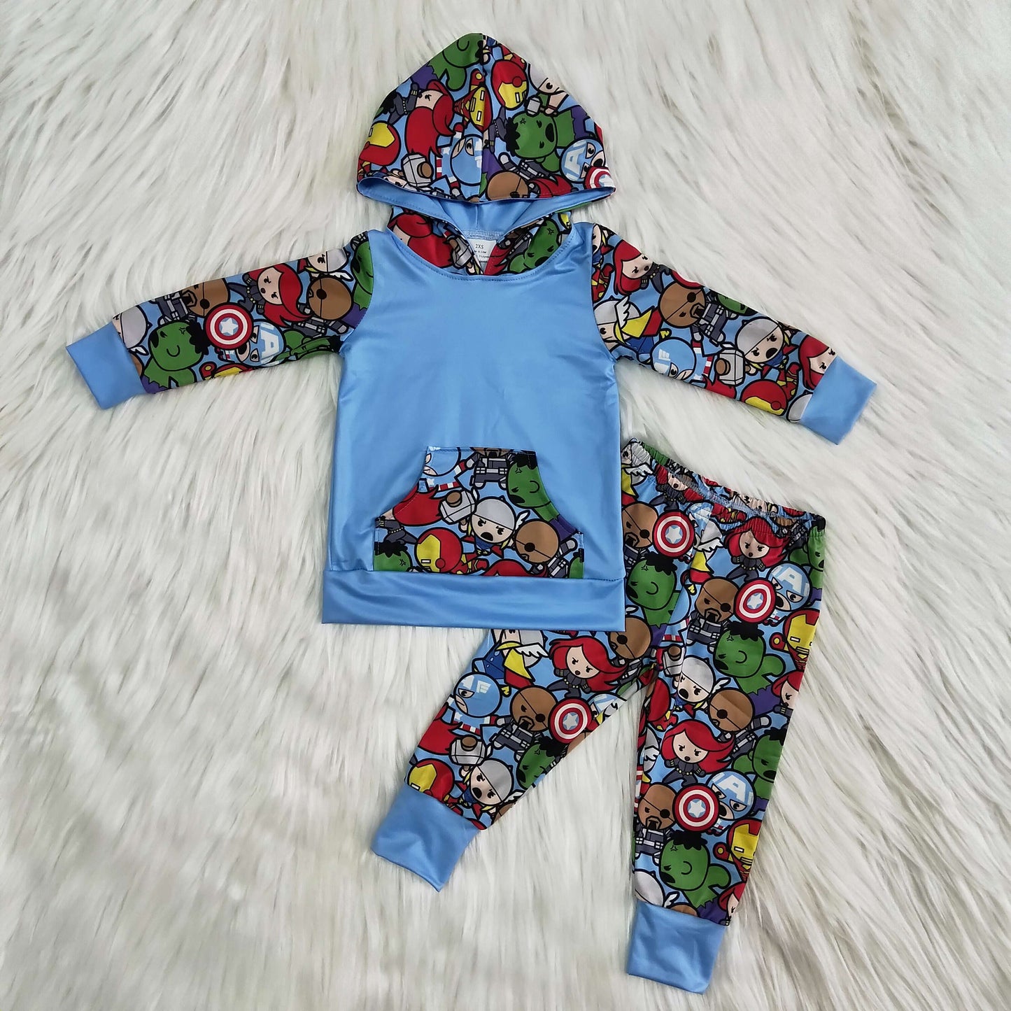 (Promotion) 6 B9-37 Boy's hooded outfits