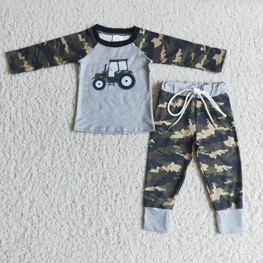 Boys long sleeved outfits    6 B6-4