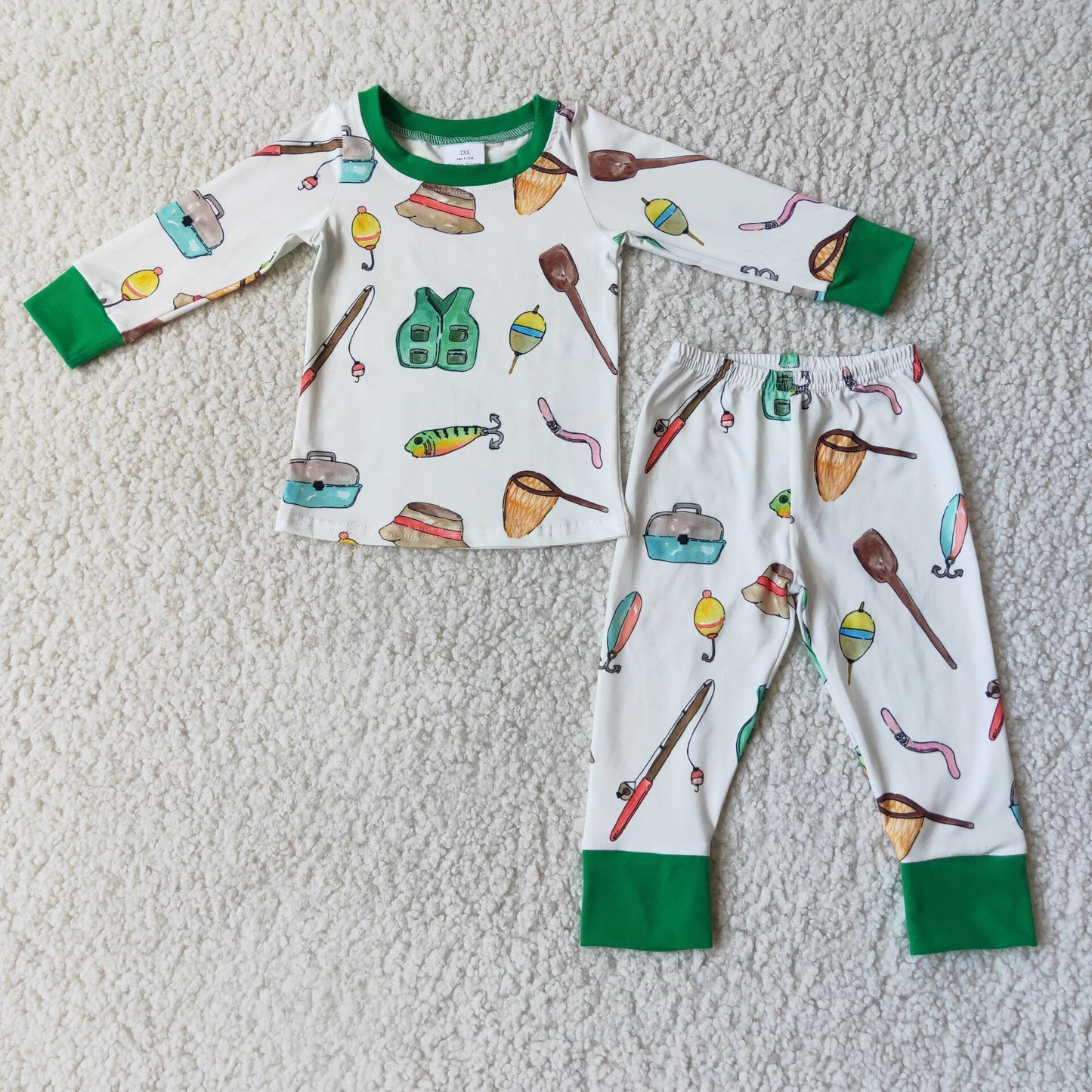 (Promotion)Boys long sleeved pajamas    6 C6-18