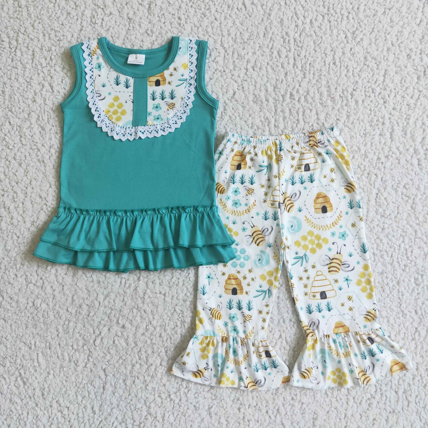 (Promotion)Girls sleeveless top bee print capris outfits   A8-12