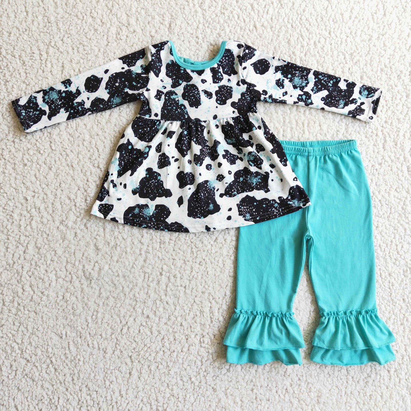 Girls cow print fall outfit      GLP0305